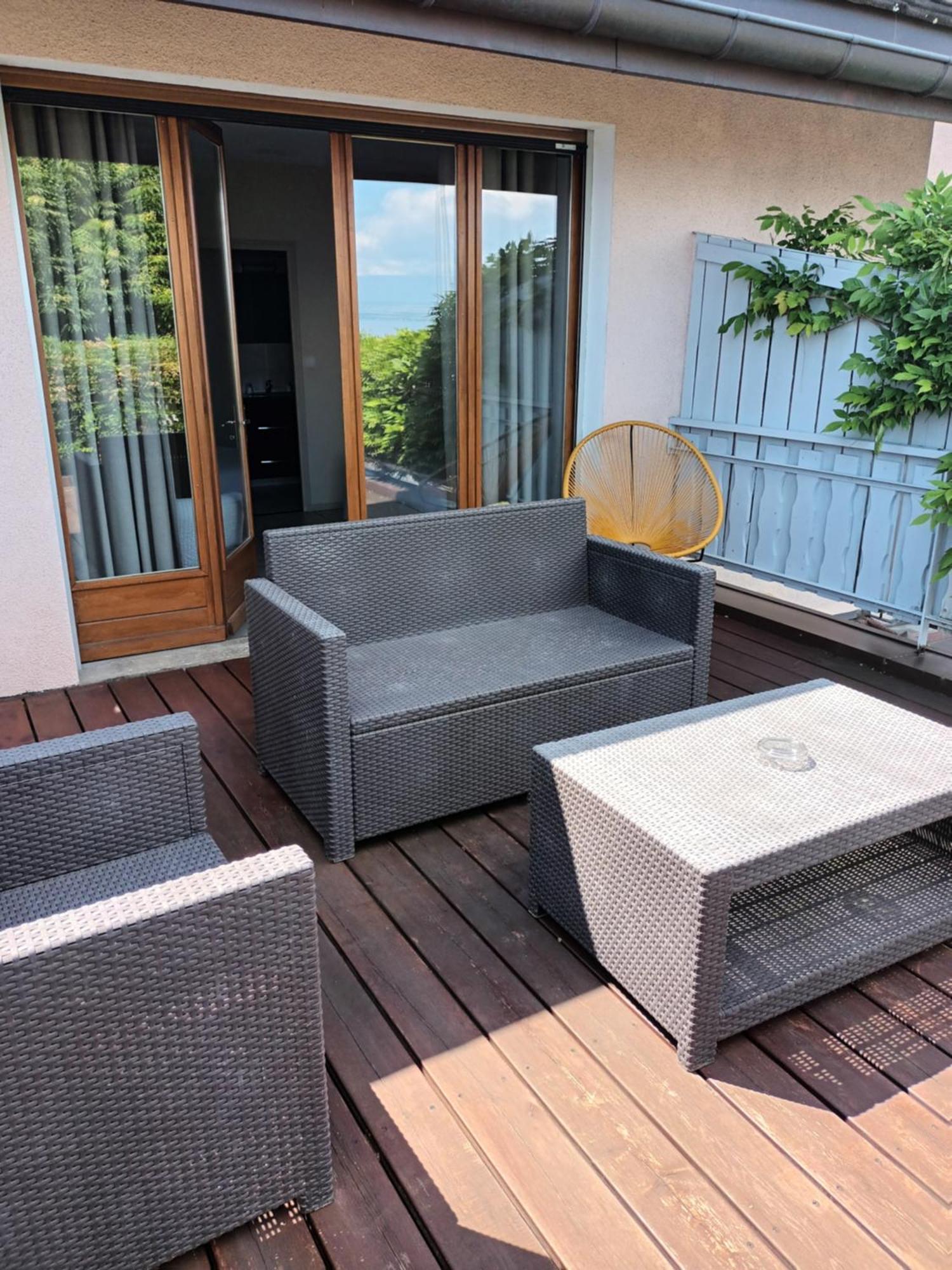 L'Oasis Hotell Évian-les-Bains Exteriör bild