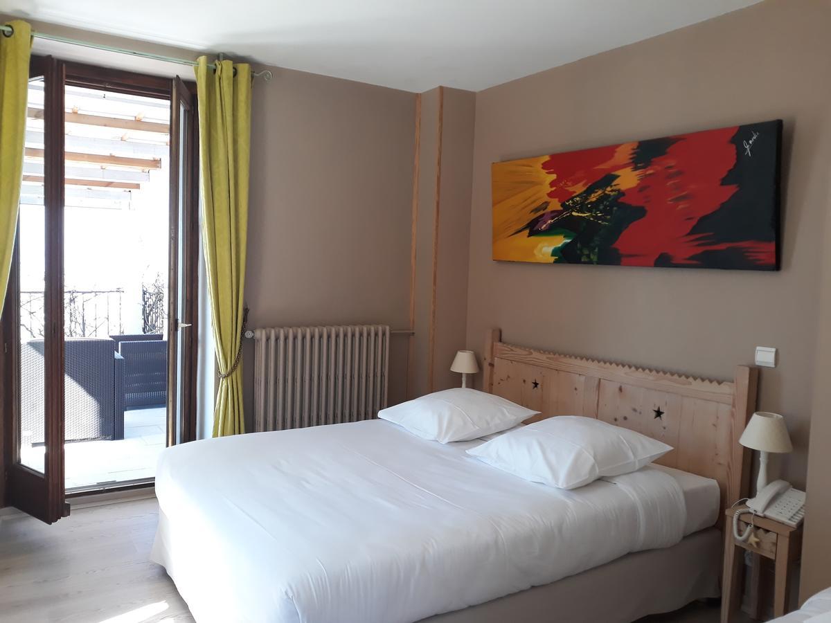L'Oasis Hotell Évian-les-Bains Exteriör bild