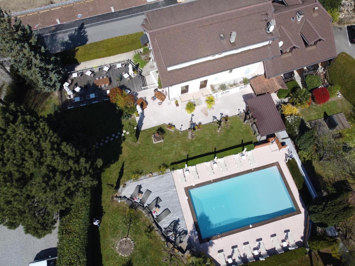 L'Oasis Hotell Évian-les-Bains Exteriör bild